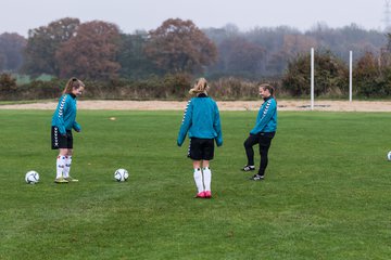 Bild 6 - Frauen SV Henstedt Ulzburg II - TSV Russee : Ergebnis: 5:0